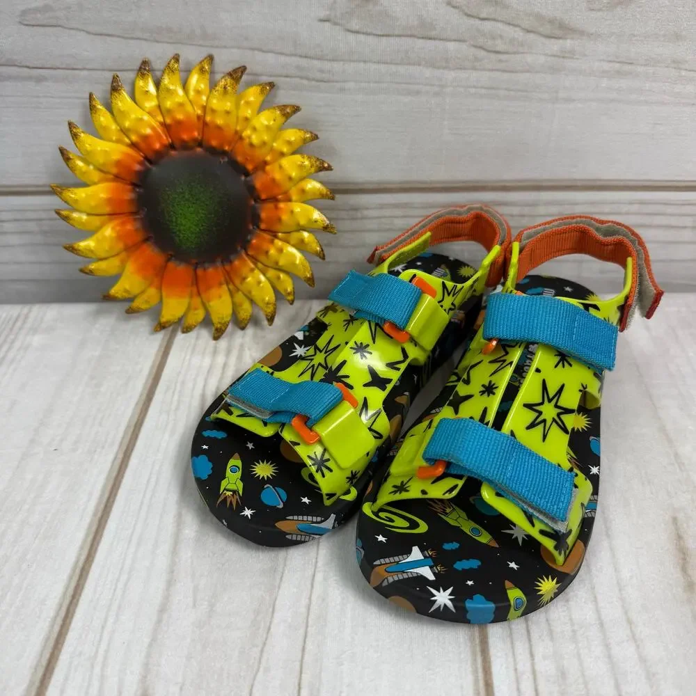 Mini‎ Melissa Fabula Ping Pong Space Sandals Kids Size 4Y